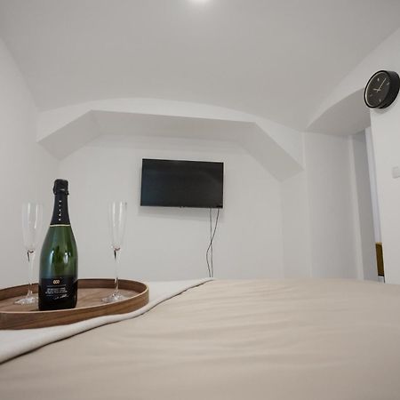 Amore Luxury Apartment Zagabria Esterno foto